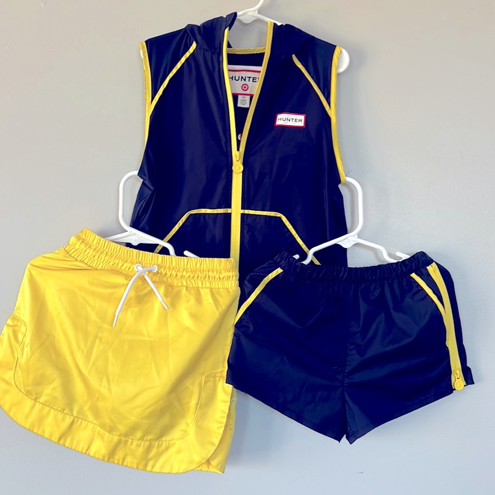 Hunter Three Piece windbreaker outfit - jacket, shorts, skirt